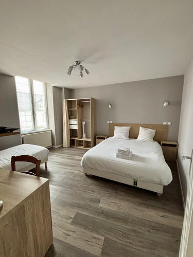 Chambres à partir de 68 € à l'hôtel Le Lion d'Or à Ouroux en Morvan